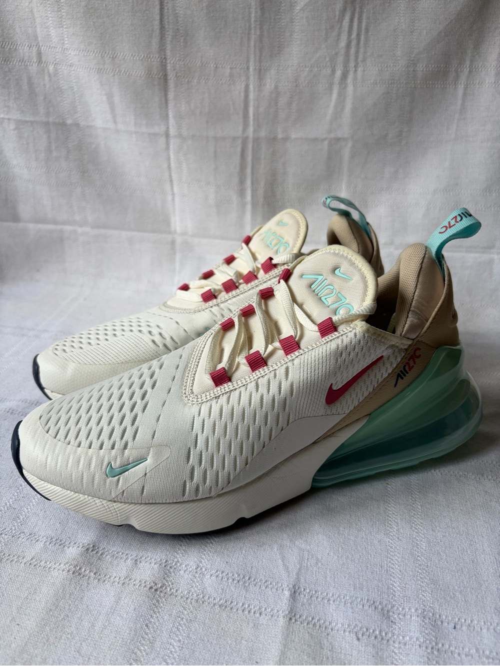 Nike Air Max 270 Shoes White Red Blue Sneakers Womens Size 11 Men 9.5 DQ4698-100